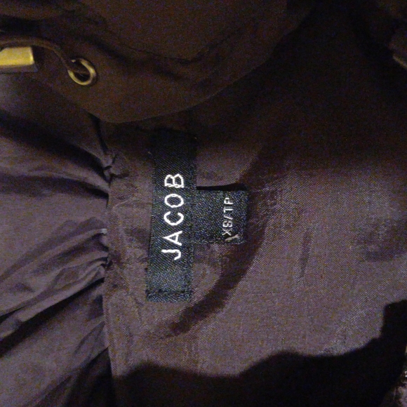 Jackets - Picture 3 of 7